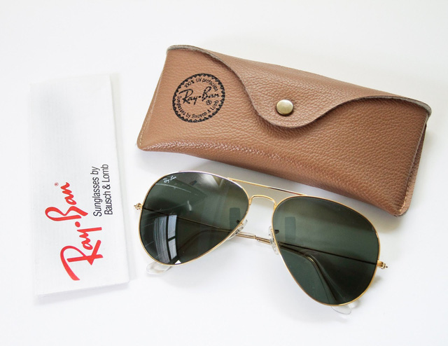  Ray Ban: Thất bại ê chề vì mức giá bình dân 19 USD, rồi lại lên đỉnh hào quang nhờ cắt cổ khách hàng nhưng ai cũng xin chết  - Ảnh 2.