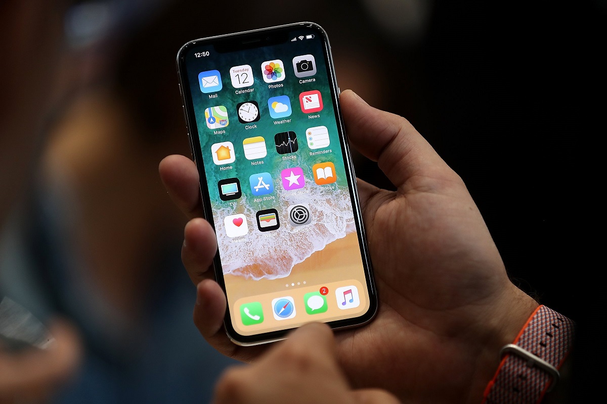 Công nghệ - iPhone X sẽ có phiên bản giá rẻ trong năm tới