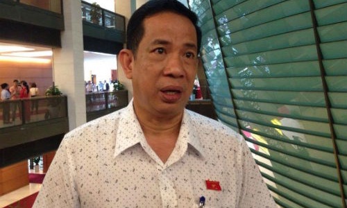 Chính trị - Xã hội - Vụ 'biệt phủ' ở Yên Bái: Làm rõ sai phạm ông Quý 'chống lưng' cho vợ làm 'cò đất'?