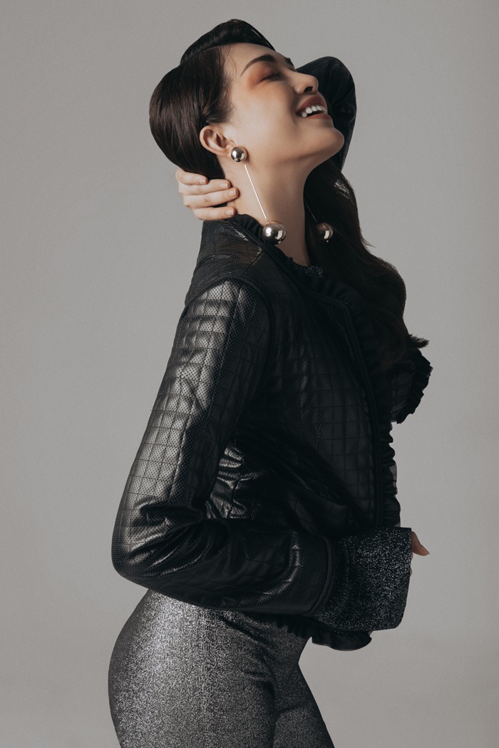 Giải trí - Á hậu Lệ Hằng mê hoặc người đối diện vì quá quyến rũ (Hình 12).