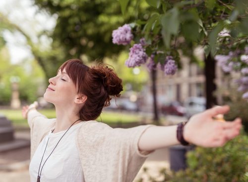 Học ngay 19 bí quyết tăng cường hệ miễn dịch, giữ cho cơ thể khỏe mạnh mà các bác sĩ vẫn làm - Ảnh 6.