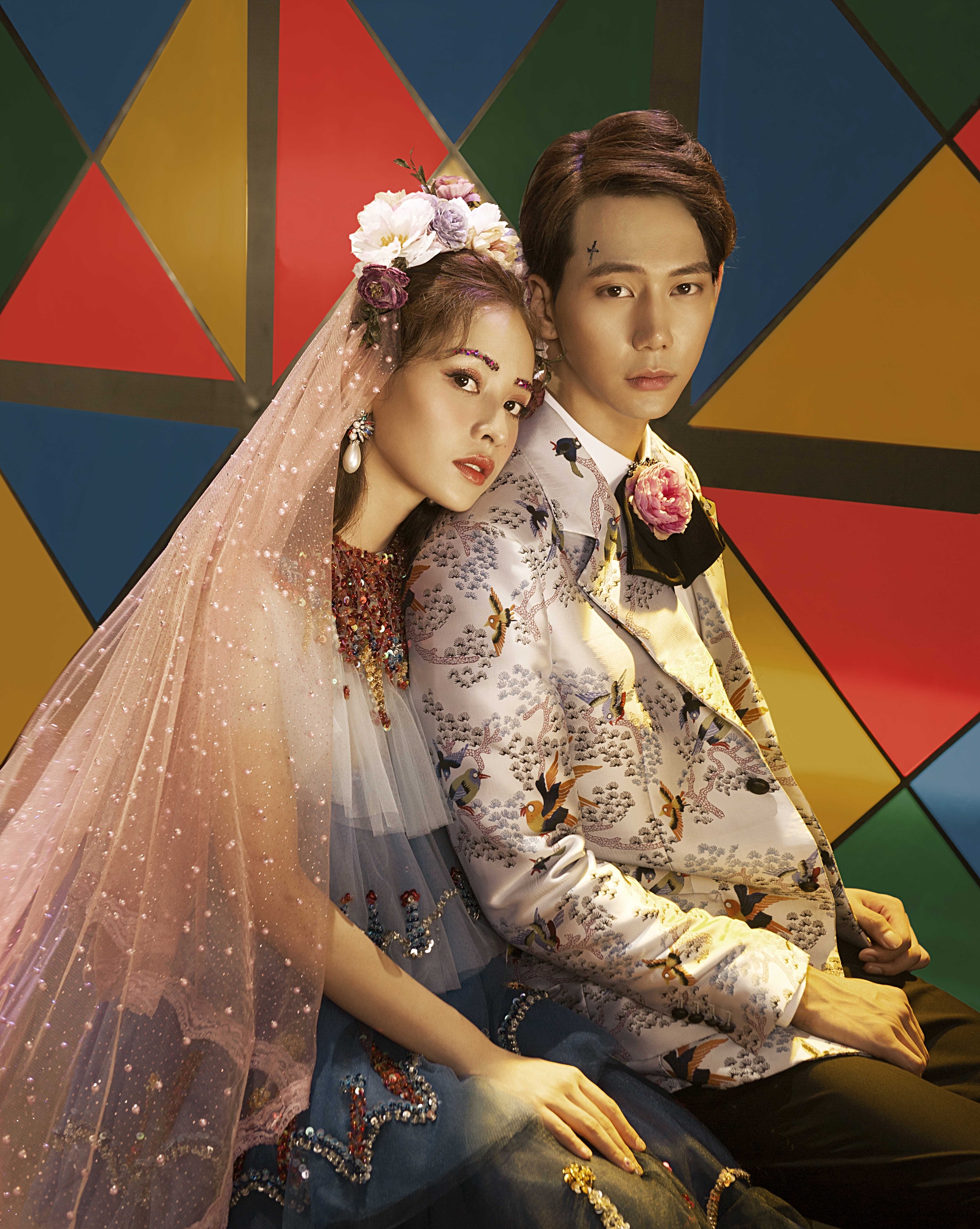 Sau MV chào sân nhiều tranh cãi, Chi Pu phát hành MV debut đậm màu Kpop cùng bạn diễn điển trai xứ Hàn - Ảnh 3. Sau MV chào sân nhiều tranh cãi, Chi Pu phát hành MV debut đậm màu Kpop cùng bạn diễn điển trai xứ Hàn - Ảnh 3.