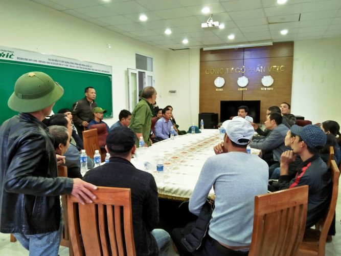 Tiêu dùng & Dư luận - Dân “vây” trạm thu phí, đại diện Tasco phải tổ chức đối thoại (Hình 3).