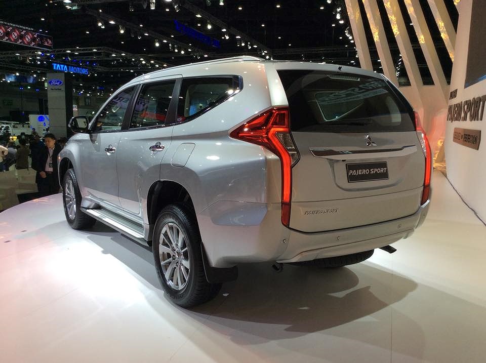 mitsubishi chuẩn bị "đổ bộ" thị trường anh quốc với pajero sport 2018 hình 5 mitsubishi chuan bi "do bo" thi truong anh quoc voi pajero sport 2018 hinh 5
