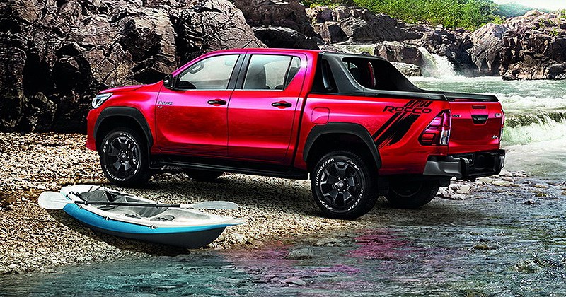 toyota hilux revo 2018 phien ban nang cap gia tu 466 trieu dong hinh 4