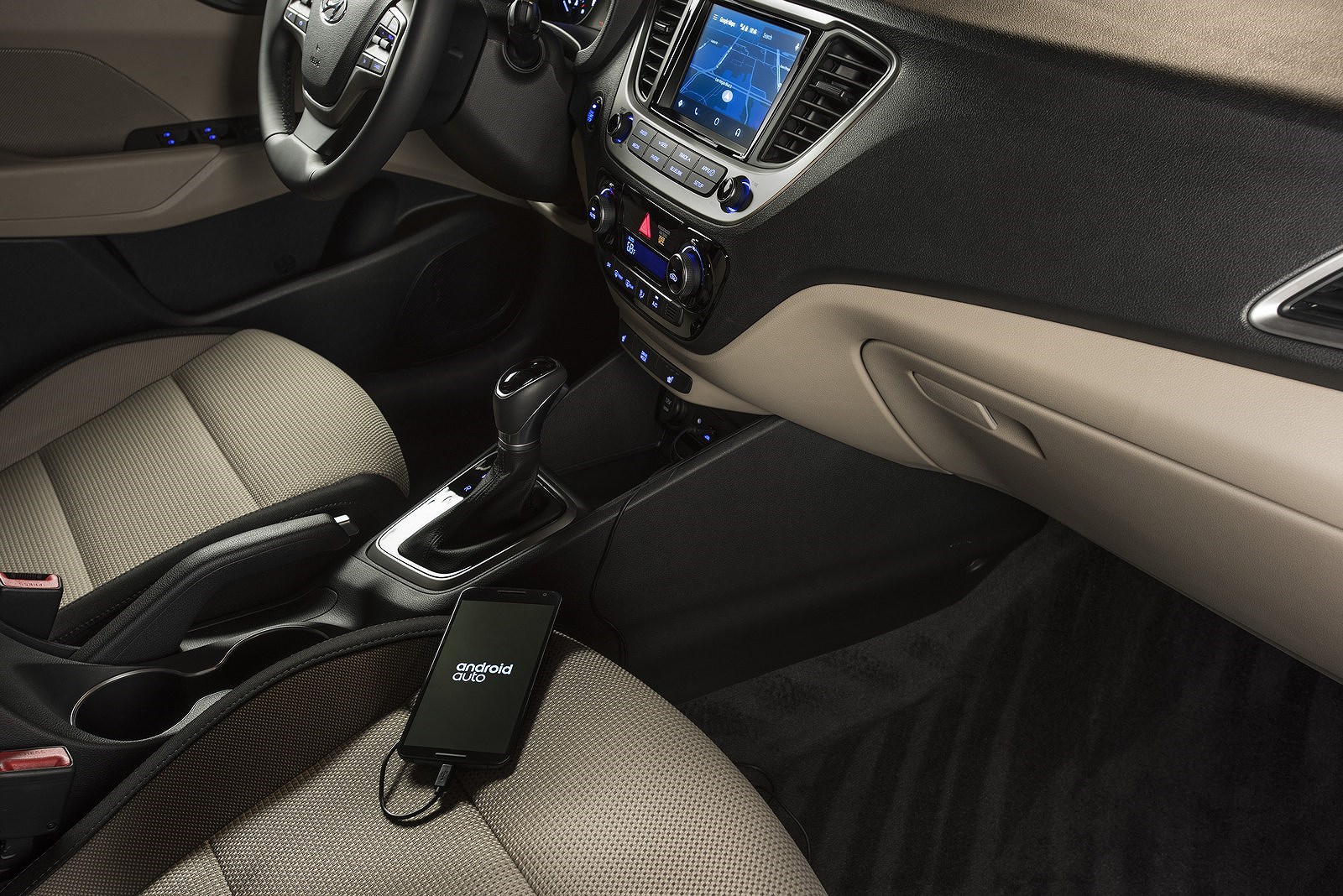 hyundai accent 2018 chốt giá 340 triệu đồng tại mỹ hình 12 hyundai accent 2018 chot gia 340 trieu dong tai my hinh 12