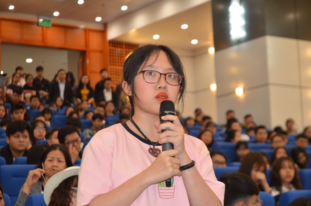 Giáo dục - Đại học Kinh tế Quốc dân xét tuyển thêm môn Lịch sử, Địa lý