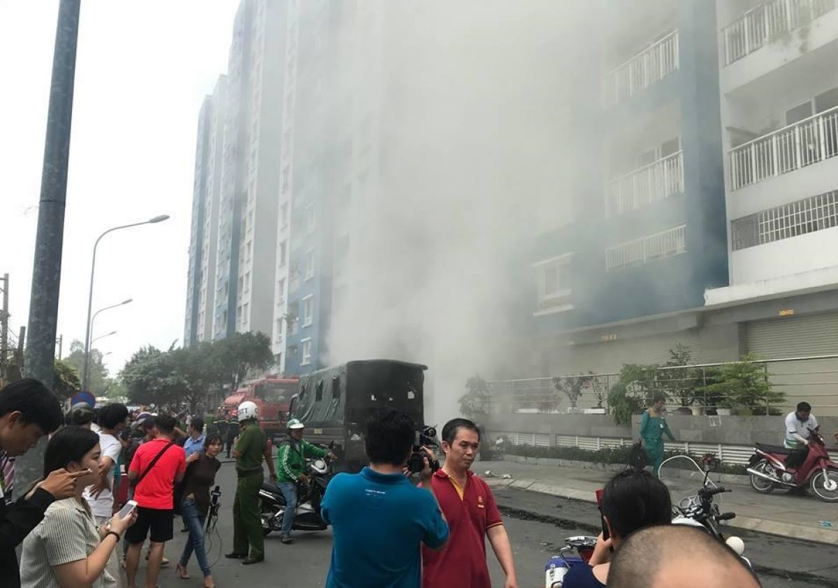 Bất động sản - Vụ cháy chung cư Carina Plaza: 577 càng 'xoay'... càng thiệt hại (Hình 4).