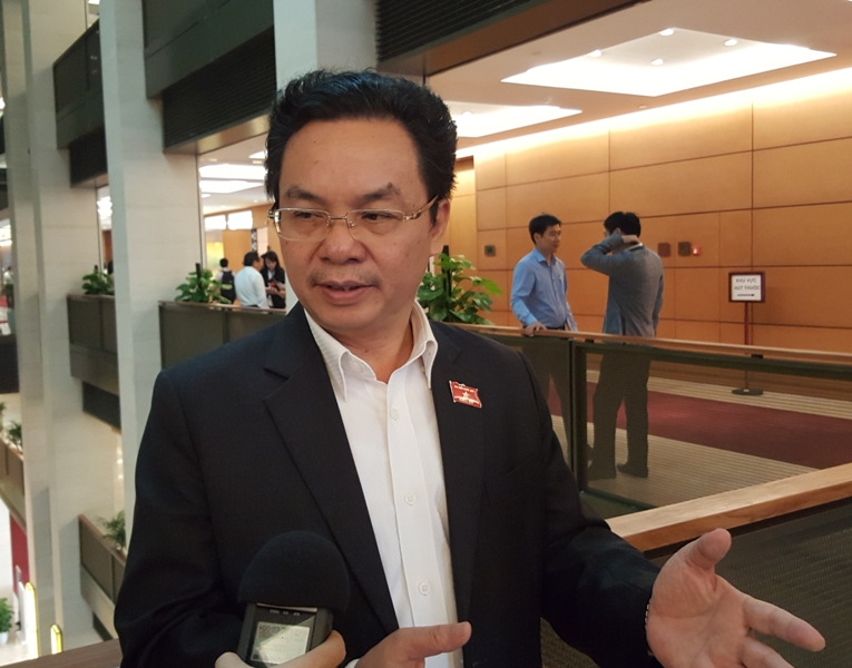 Góc nhìn luật gia - ĐBQH: 'Đánh thuế nhà từ 700 triệu đồng trở lên là không hợp lý'