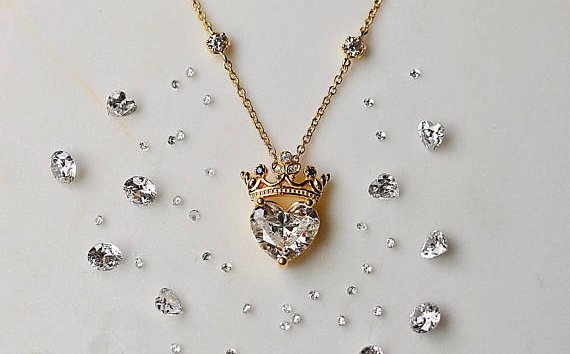 Tâm sự - Chiếc vòng cổ và giá trị thực sự của cuộc sống