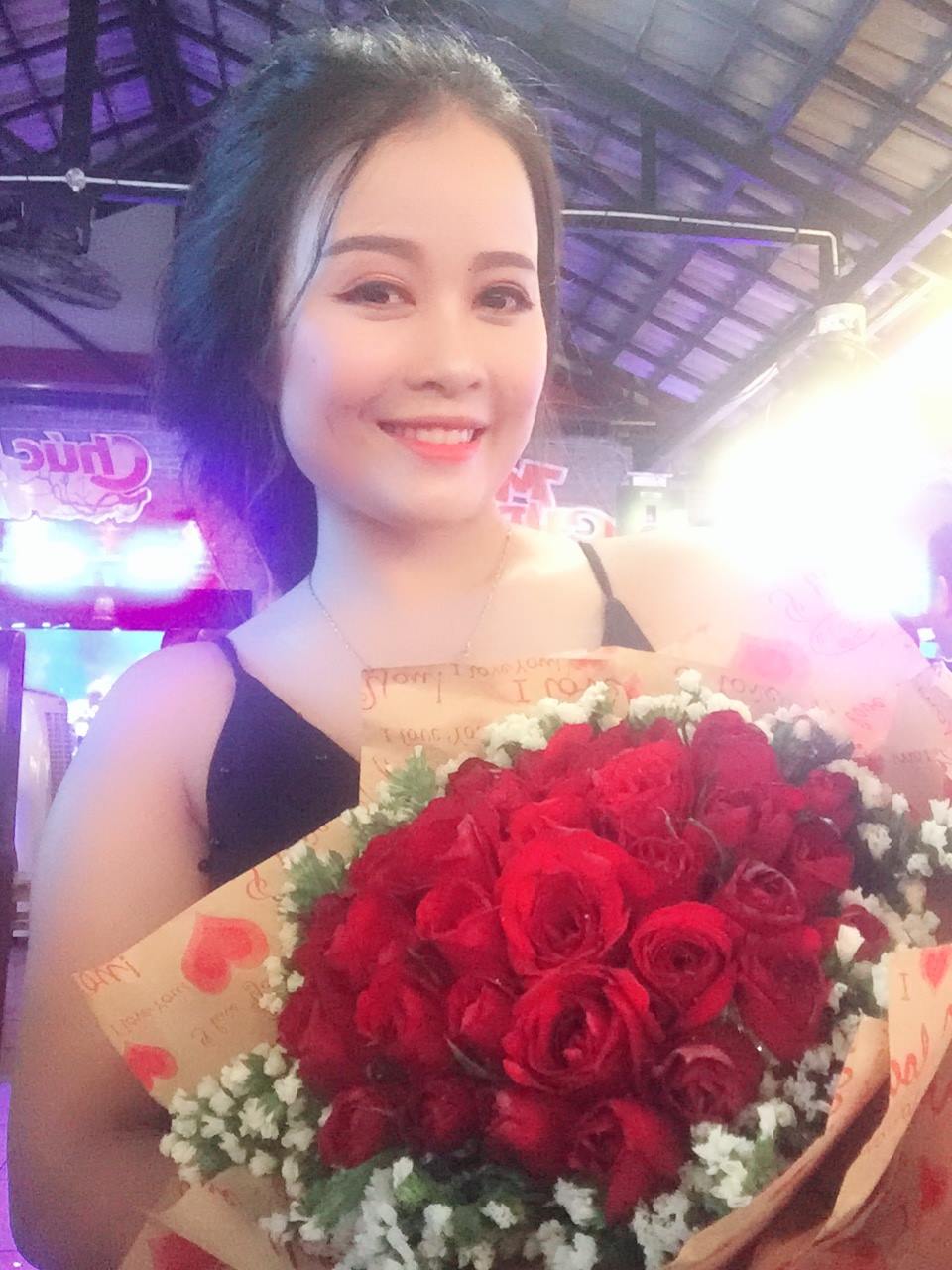 An ninh - Hình sự - Tuyết Sương 'hot girl' và những cuộc ăn chơi trác táng (Hình 2).