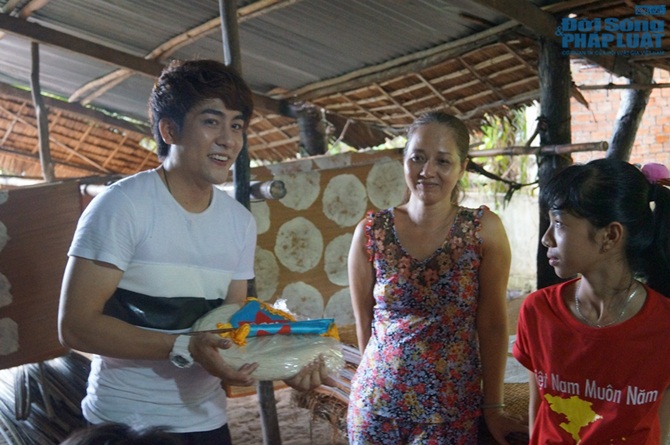 Nhóm La Thăng về quê làm nông dân