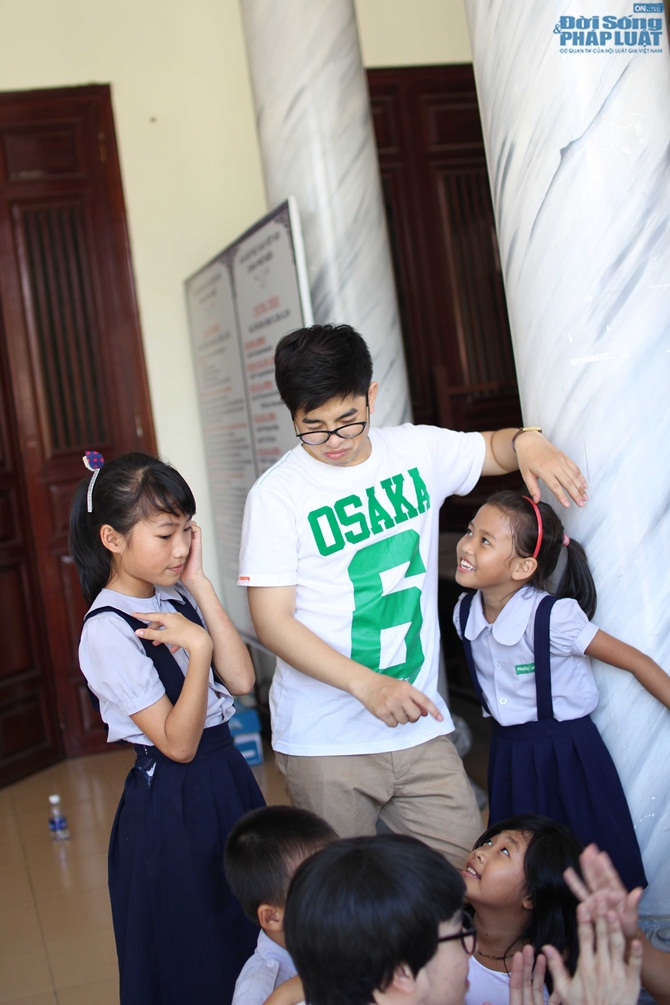 The X-Factor: Đội Hồ Quỳnh Hương chia sẻ yêu thương trước giờ G