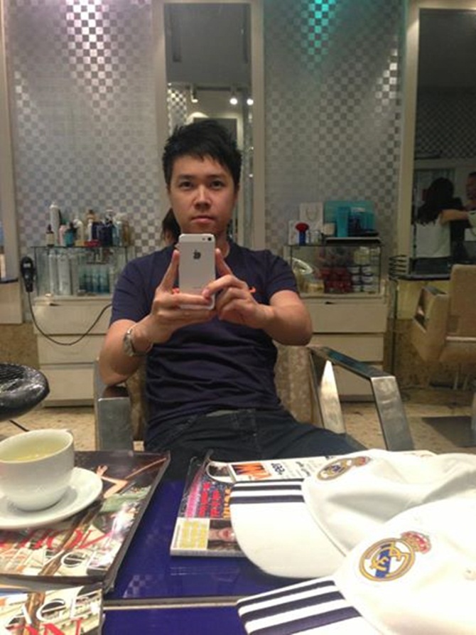 Những sao nam Việt nghiện điện thoại 