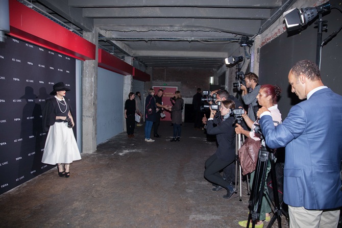 Lý Nhã Kỳ stress style với phong cách công nương