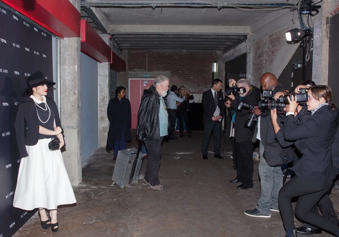 Lý Nhã Kỳ stress style với phong cách công nương