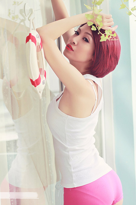 Mỹ nhân Việt bị tố “giật” chồng