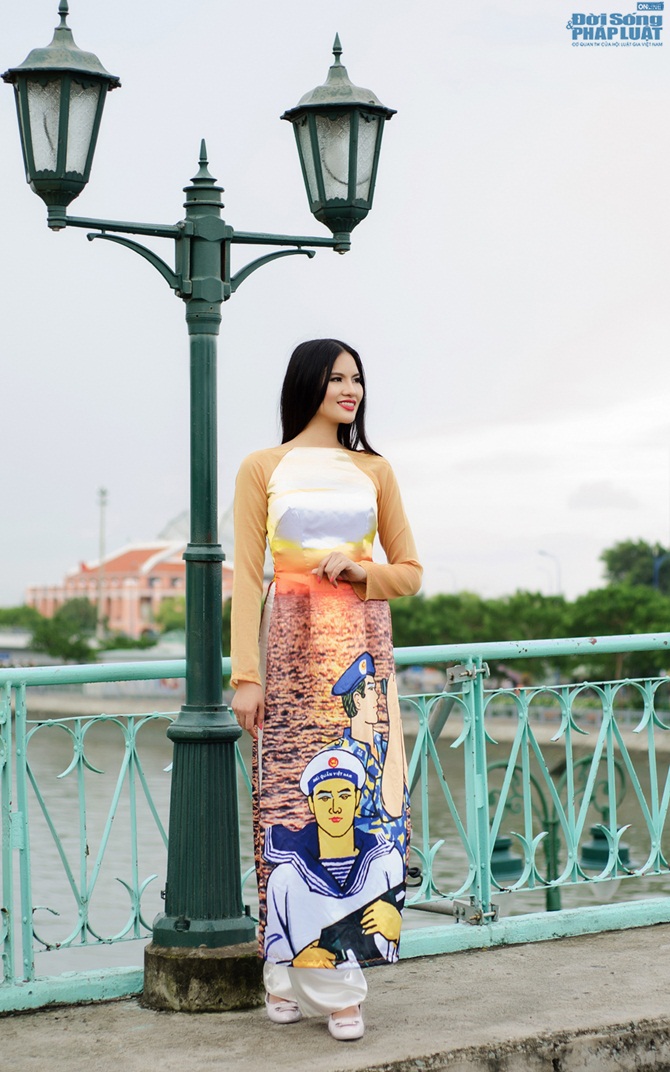  Lan Ngọc, Lê Phương diện áo dài hướng về biển đảo