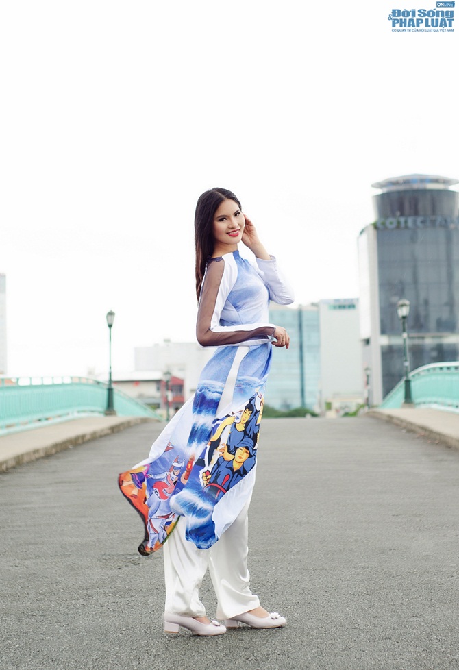  Lan Ngọc, Lê Phương diện áo dài hướng về biển đảo