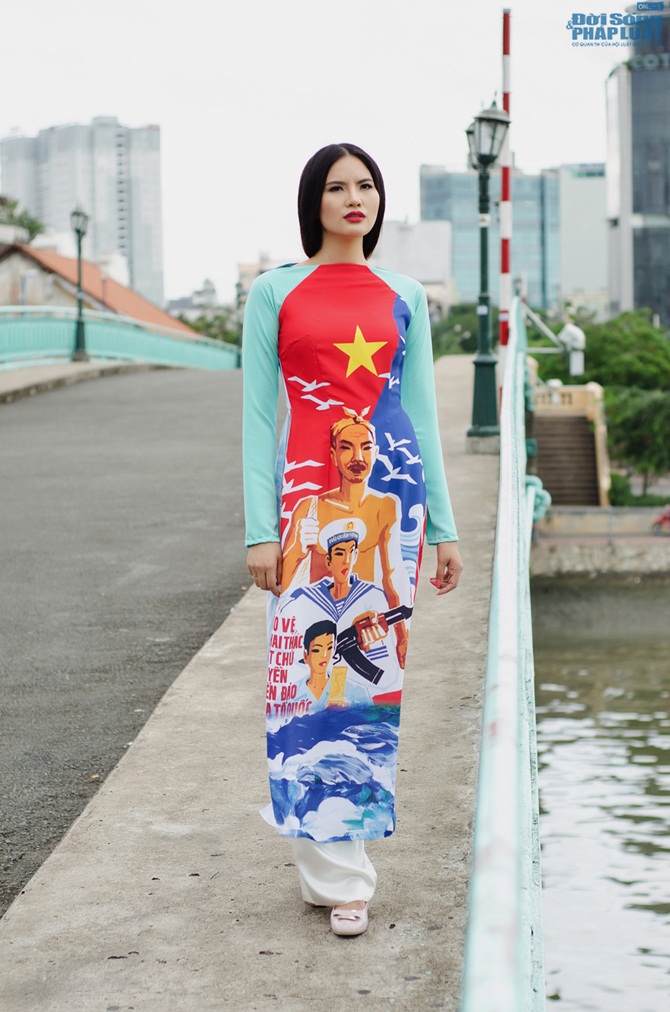  Lan Ngọc, Lê Phương diện áo dài hướng về biển đảo