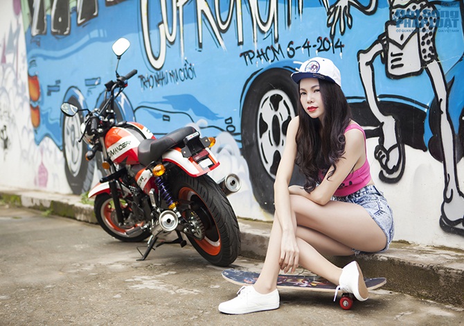 Trà Ngọc Hằng làm cô gái hippie quá ngầu và sexy