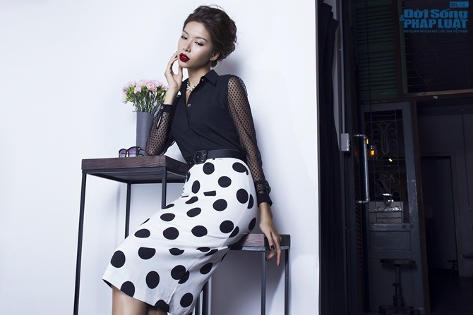 Giải bạc siêu mẫu kiêu kỳ với váy chấm bi