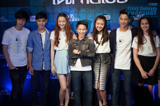 Stylist Trịnh Tú Trung tham gia ra mắt phim bom tấn