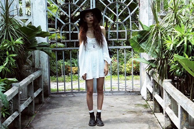 Học cách phối đồ gam đen trắng của hot Lookbook Vũ Thiên