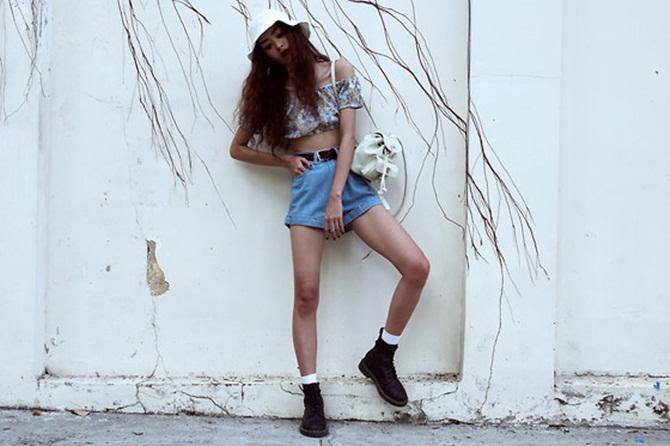 Học cách phối đồ gam đen trắng của hot Lookbook Vũ Thiên