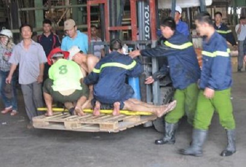 Ngạt khí mê tan 2 công nhân chết thảm, 4 người khác nguy kịch Ngạt khí mê tan 2 công nhân chết thảm, 4 người khác nguy kịch