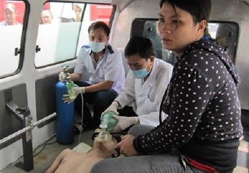 Ngạt khí mê tan 2 công nhân chết thảm, 4 người khác nguy kịch Ngạt khí mê tan 2 công nhân chết thảm, 4 người khác nguy kịch