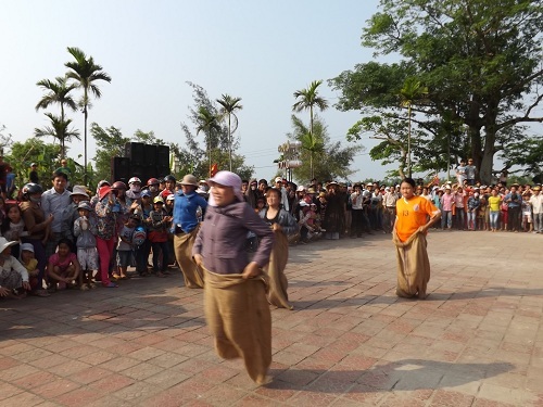 Festival Huế 2014: Độc đáo phiên chợ làng quê Việt Nam