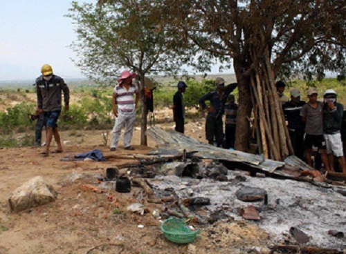 Bí ẩn xác chết bị thiêu cháy rụi, tứ chi cắt rời trên chòi canh