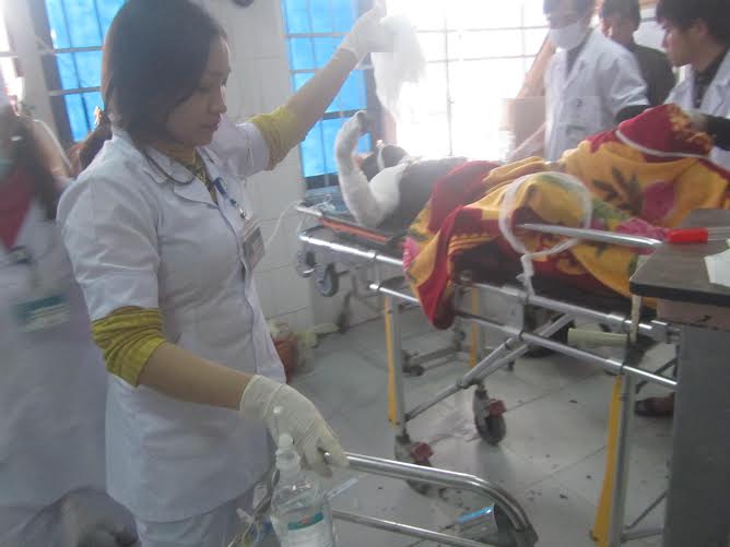 Viết lên tường 'con xin lỗi bố' rồi tẩm xăng tự thiêu