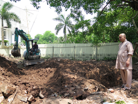 Chùa Một Cột được trùng tu theo kiểu kỳ cục?! 1