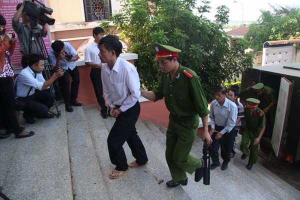 Đại án lừa đảo nghìn tỷ ở Đăk Nông: Sửng sốt trò 