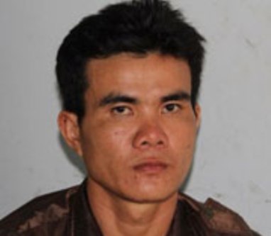 Tự đào huyệt mộ cho mình rồi chém chết người tình của vợ