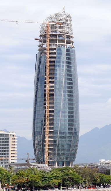 Cuộc đua nghìn tỷ và câu chuyện 