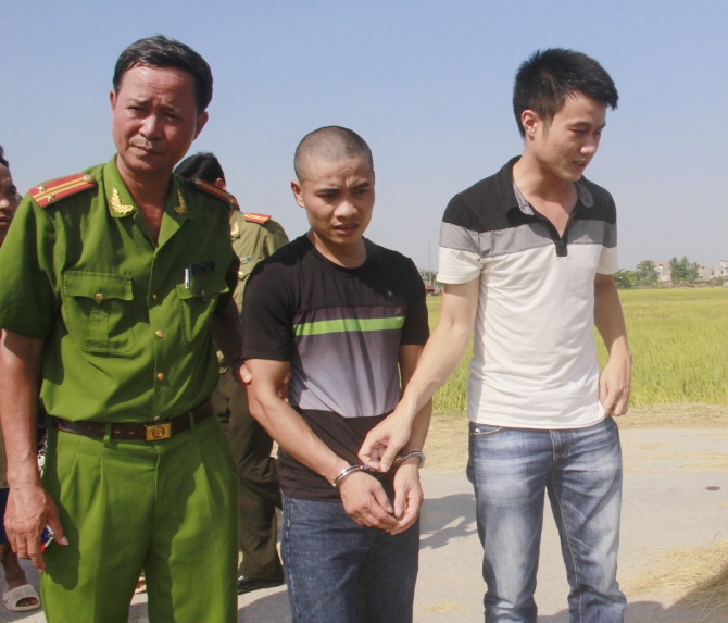 Khởi tố vợ, em họ sát thủ giết vợ chồng chủ hiệu cầm 