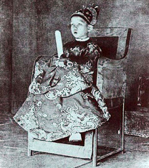 Thực hư  Nguyễn Văn Tường tư tình với mẹ nuôi sau đó bị sát hại