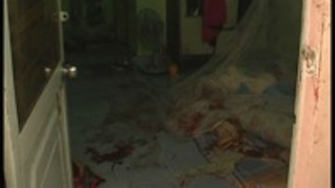 Mẹ rước chồng hờ về sát hại con gái 17 tuổi