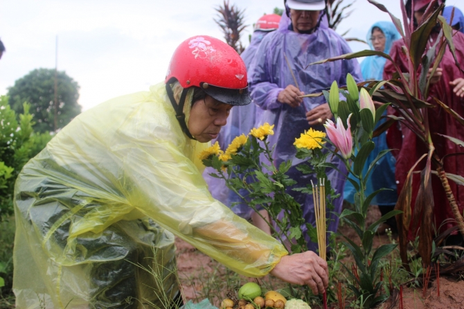 Đổ bê tông vào xác chị Huyền có là căn cứ thay đổi tội danh?