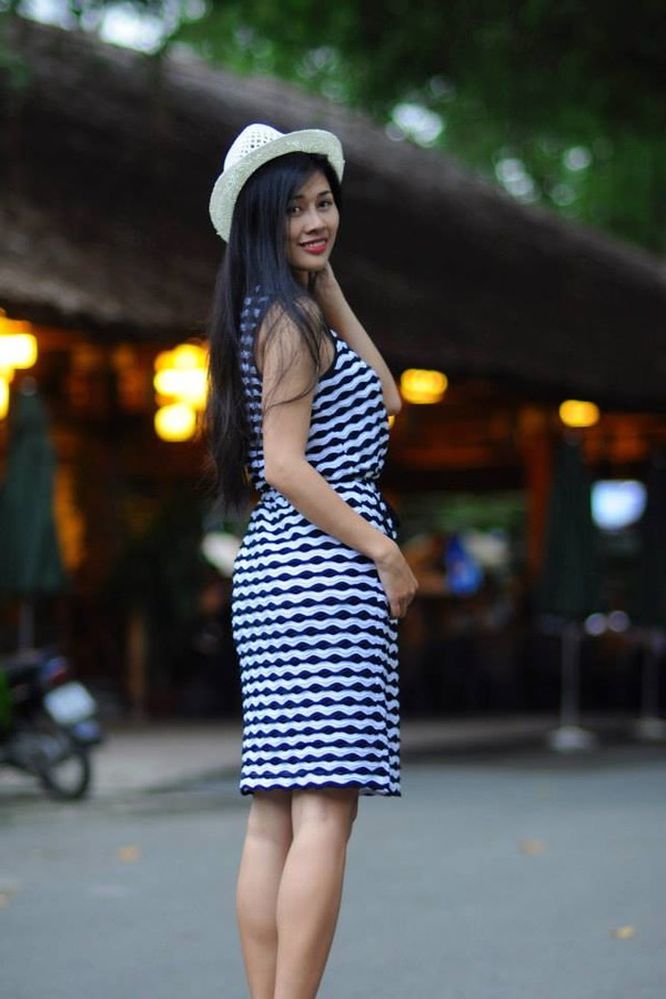 Nữ nhà văn xinh đẹp tiết lộ nỗi đau bị phụ tình trước ngày sinh 