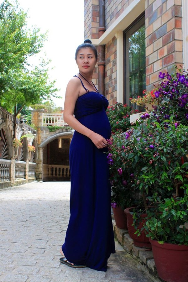 Nữ nhà văn xinh đẹp tiết lộ nỗi đau bị phụ tình trước ngày sinh 