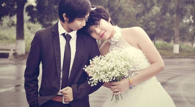 Đám cưới đồng tính nữ đầu tiên tại Thanh Hóa gây xôn xao Đám cưới đồng tính nữ đầu tiên tại Thanh Hóa gây xôn xao