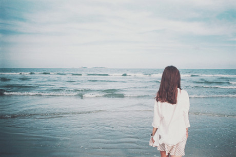 Có những nỗi buồn không thể viết thành tên