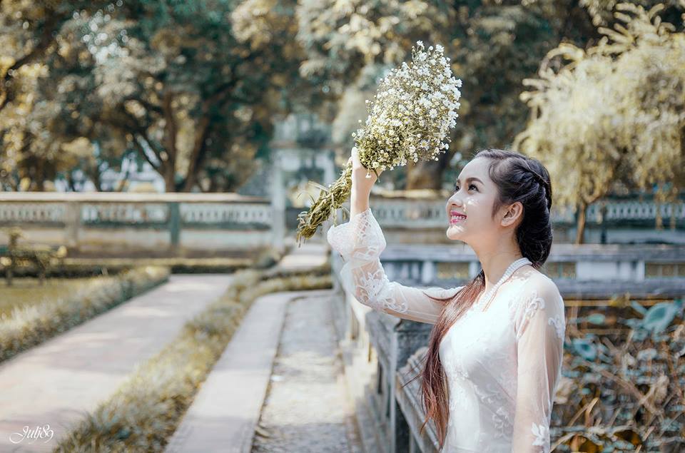 Ngất ngây vẻ đẹp “nghiêng nước nghiêng thành” nữ sinh xứ Tuyên