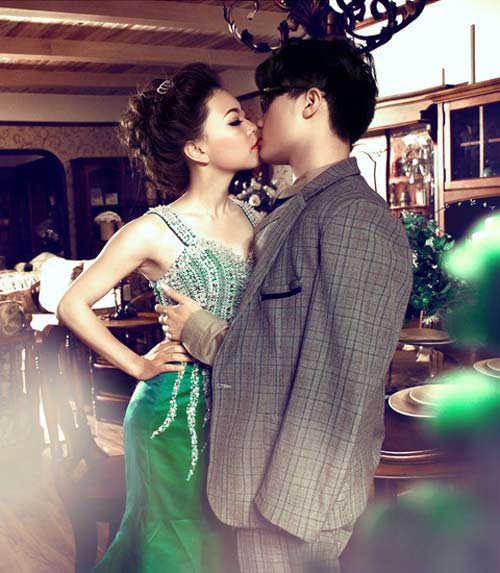 Quen qua mạng, vừa gặp nhau đã lên giường 