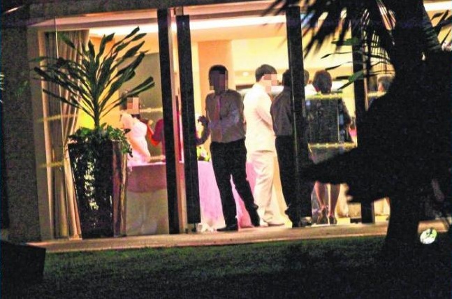 Hủy hôn ngay tại đám cưới vì cô dâu…hung dữ