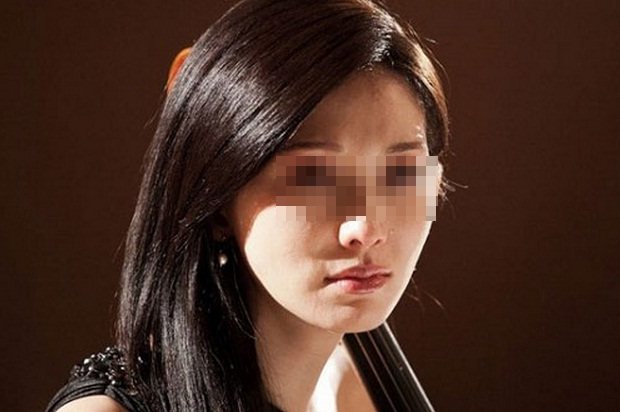 “Mình em suốt đời nuôi con không có anh, chồng ơi!”